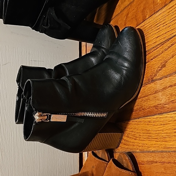 Three pairs of Fall ankle booties- size 9 - Picture 2 of 11